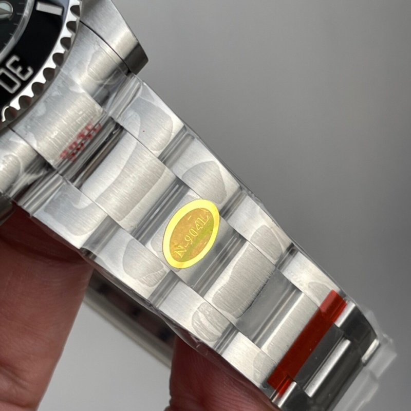 Watch0691