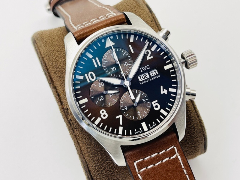 Watch0105