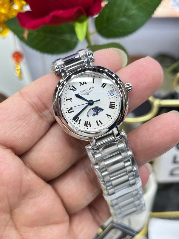 Watch0641