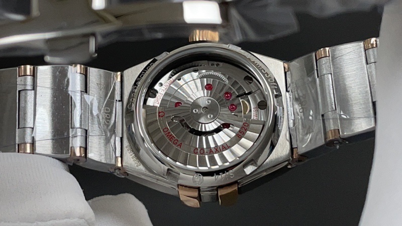 Watch0275
