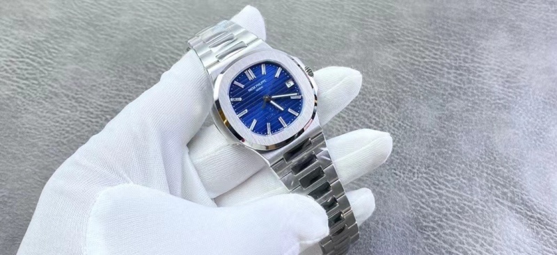 Watch0355