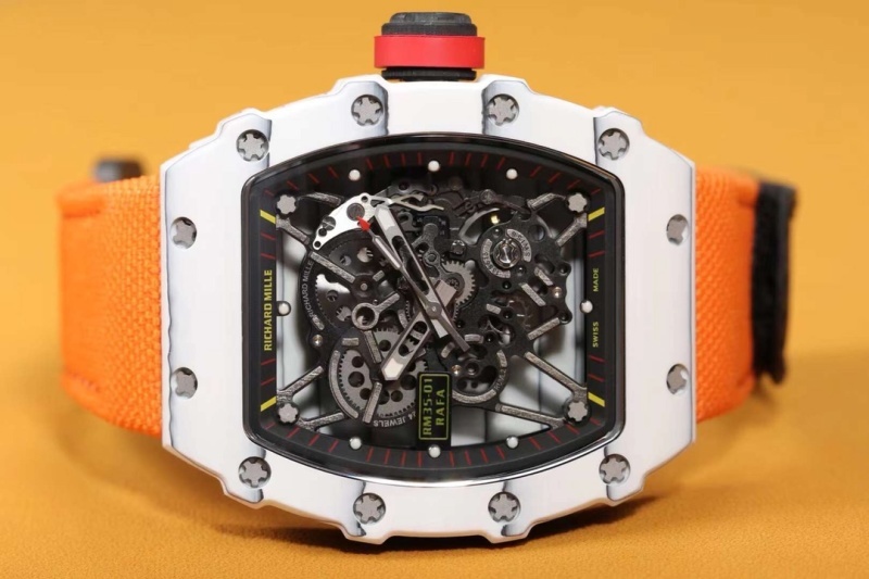 Watch0284