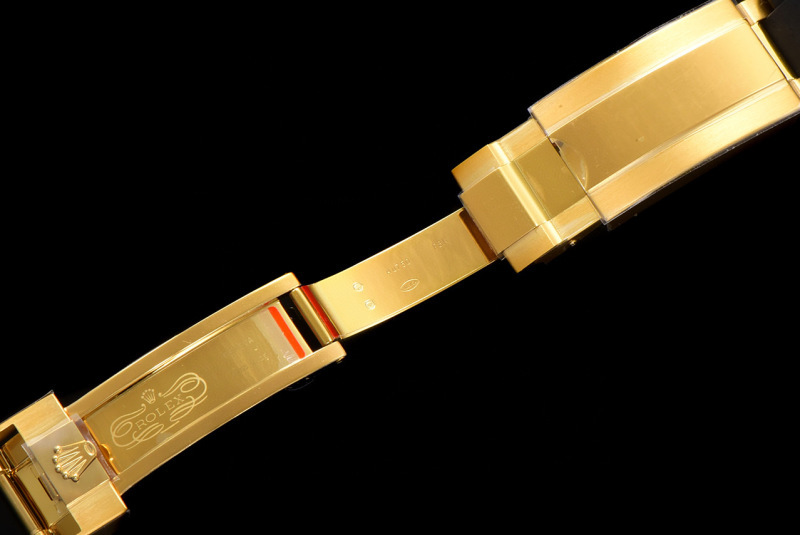 Watch0455