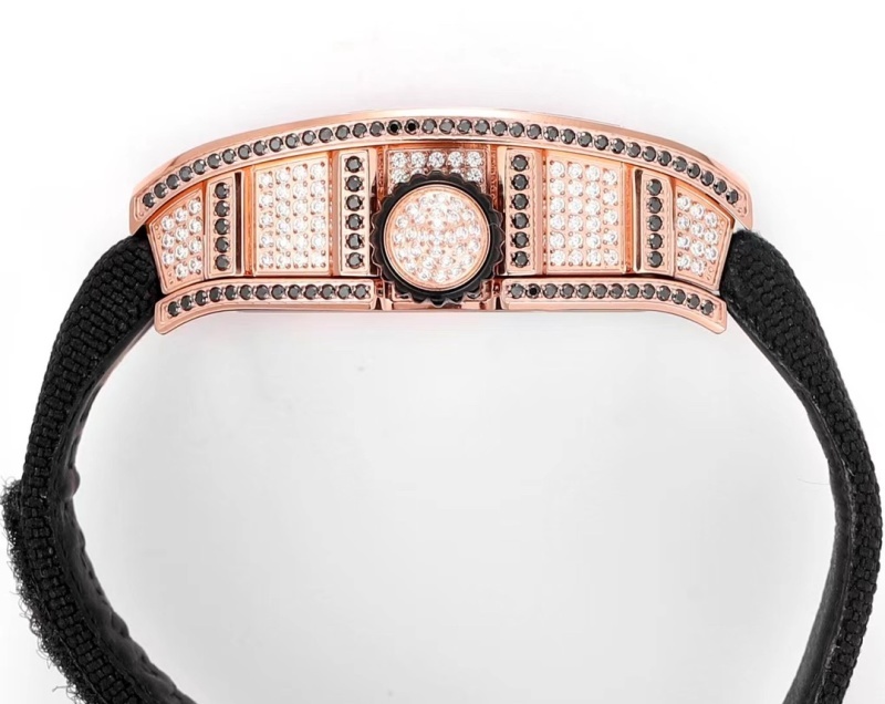 Watch0787