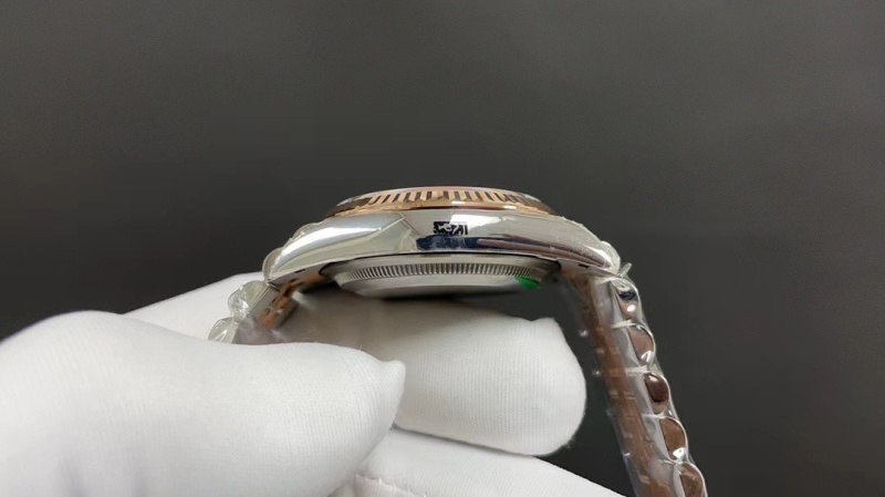 Watch0263
