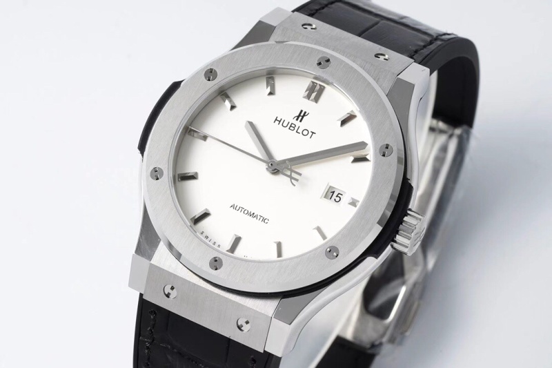 Watch0230