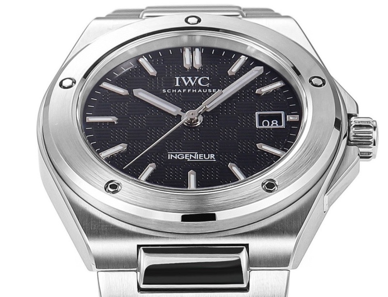 Watch0778