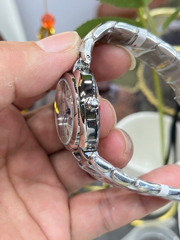 Watch0641