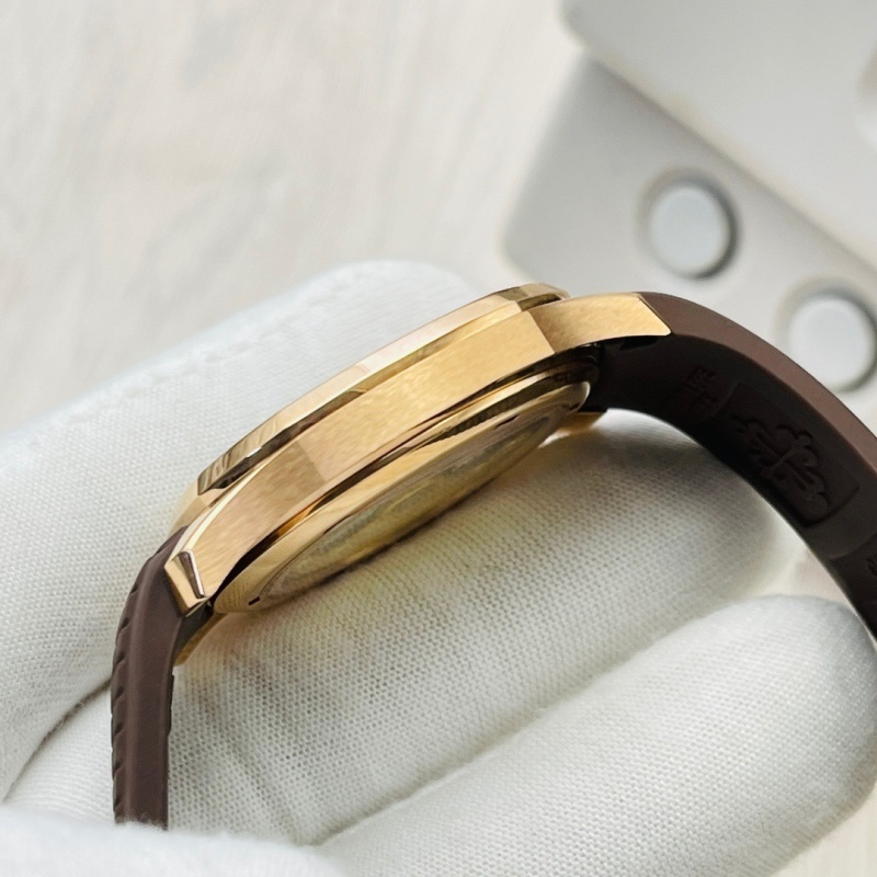 Watch0665