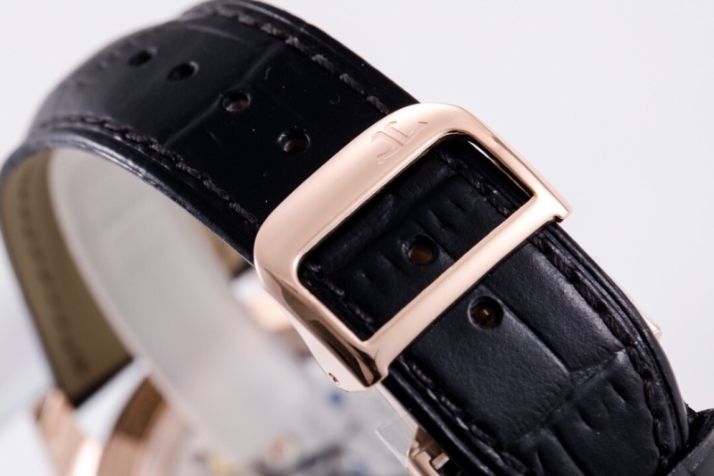 Watch0533
