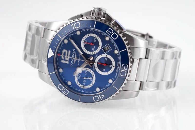Watch0351