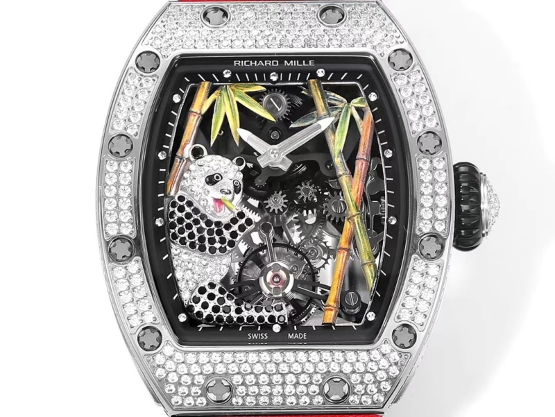 Watch0782