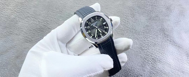Watch0354