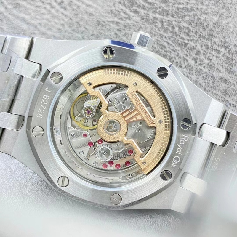 Watch0794