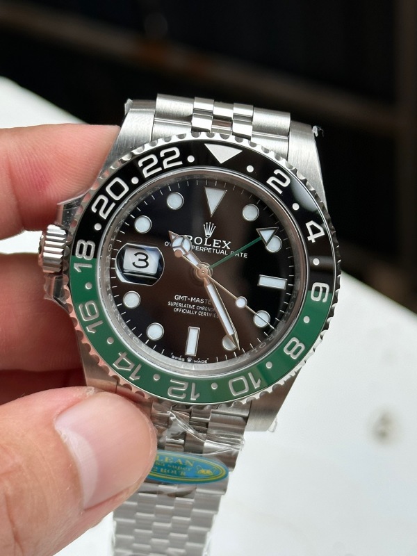 Watch0192