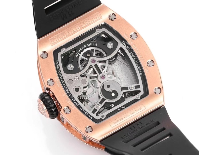 Watch0784