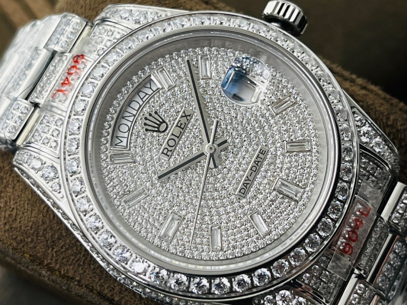 Watch0295