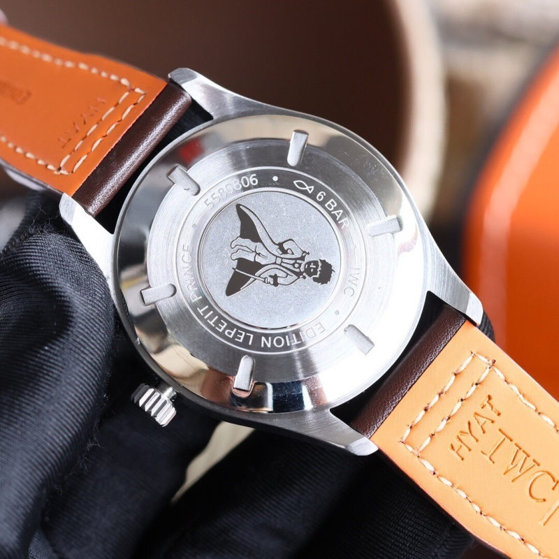 Watch0382
