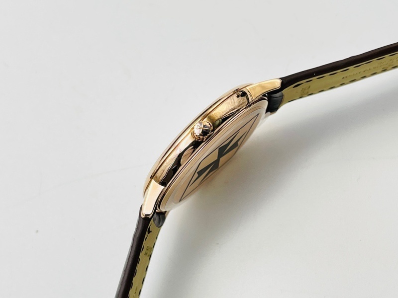 Watch0020