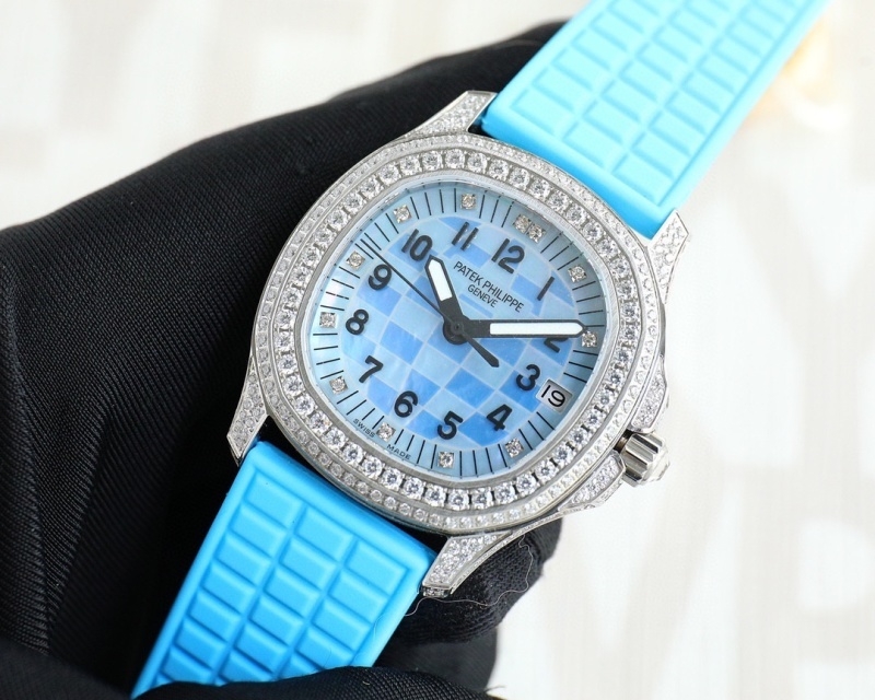 Watch0638
