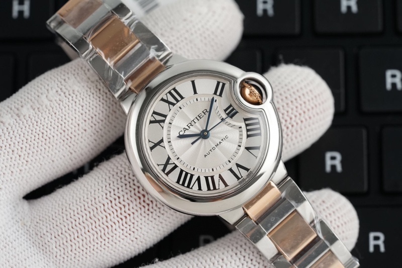 Watch0754