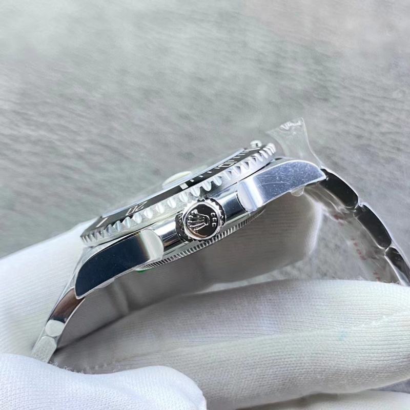 Watch0357