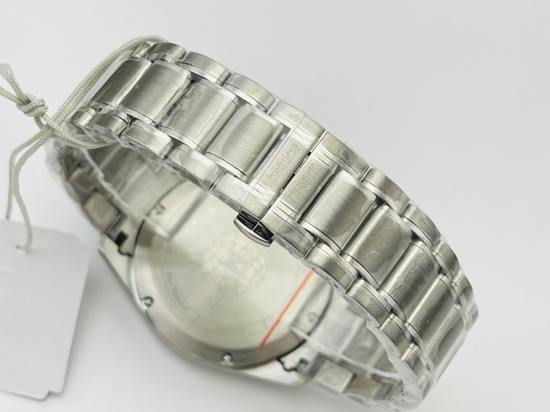 Watch0392