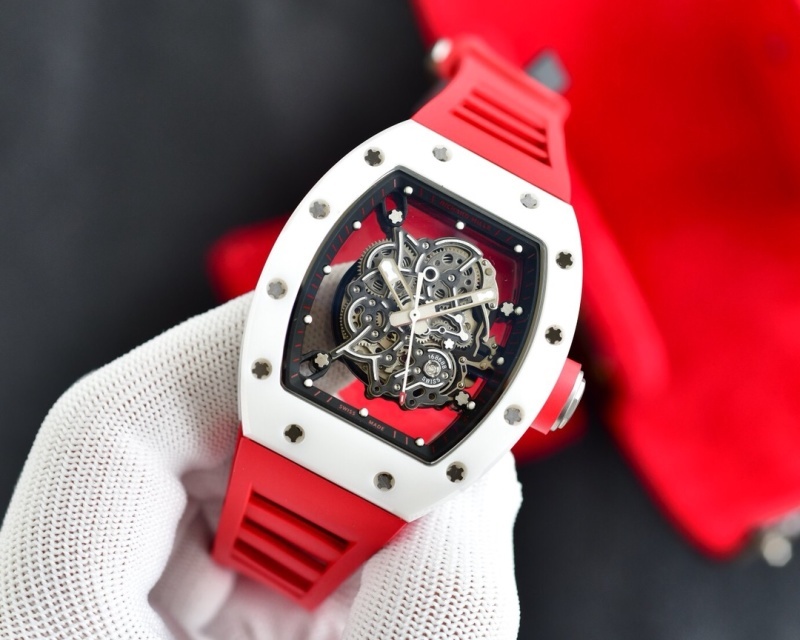 Watch0252