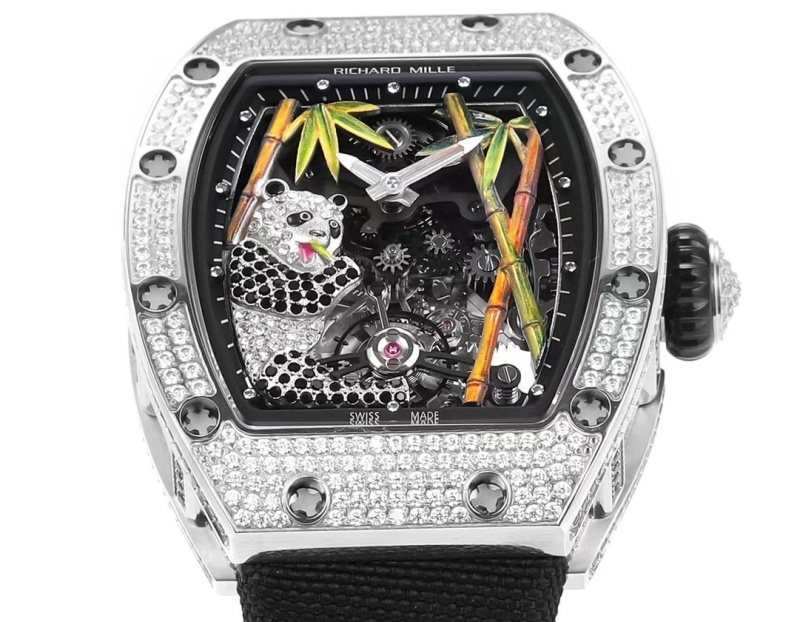 Watch0783