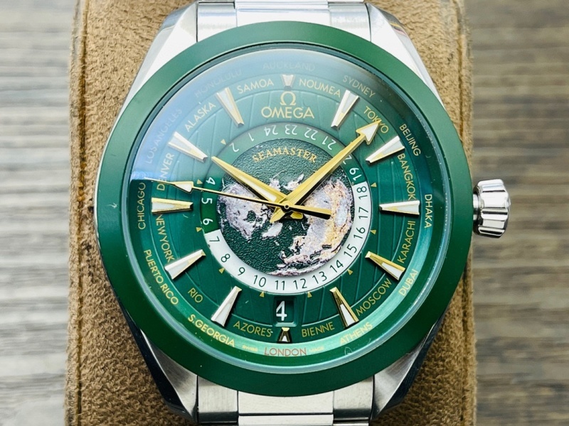 Watch0177
