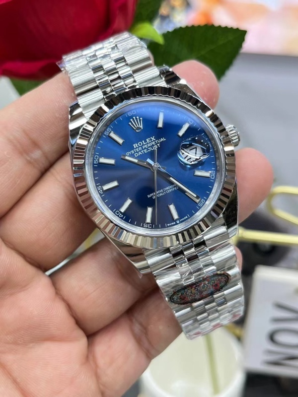 Watch0799
