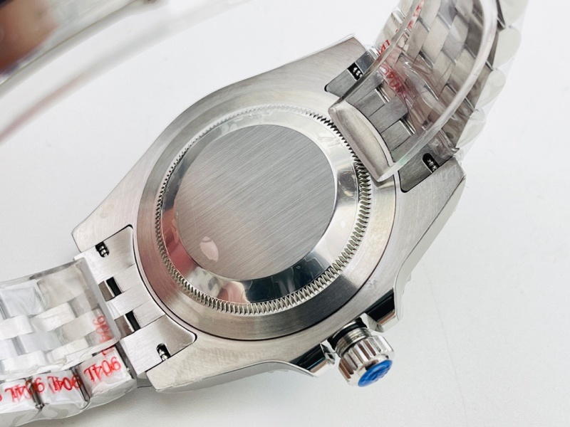 Watch0200