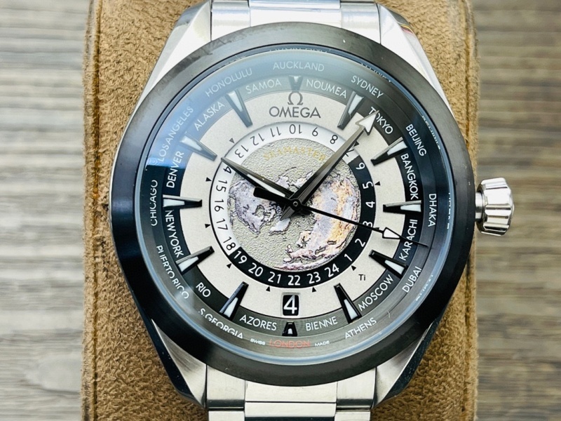 Watch0176