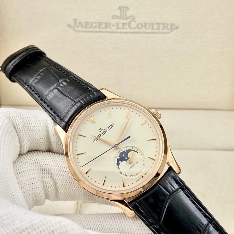 Watch0435