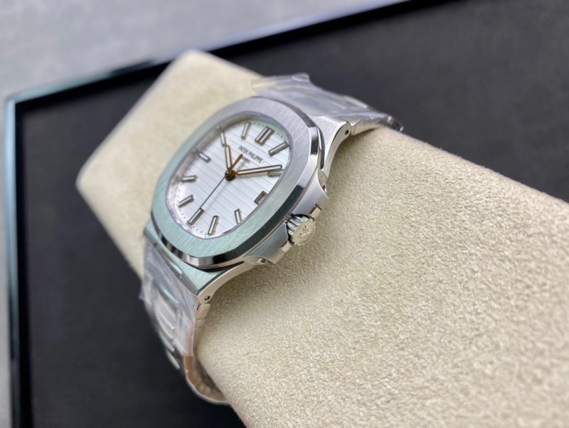 Watch0170