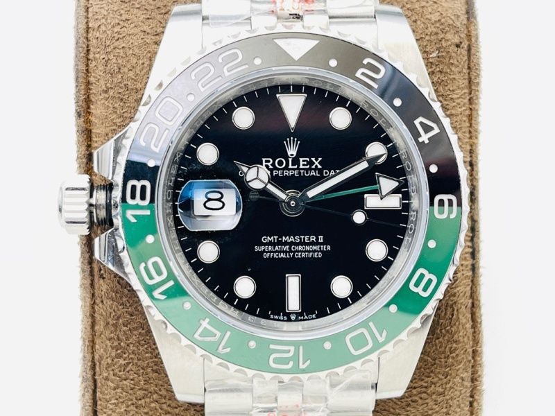 Watch0200