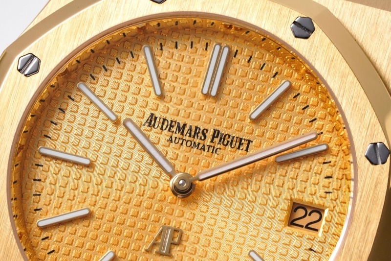Watch0058