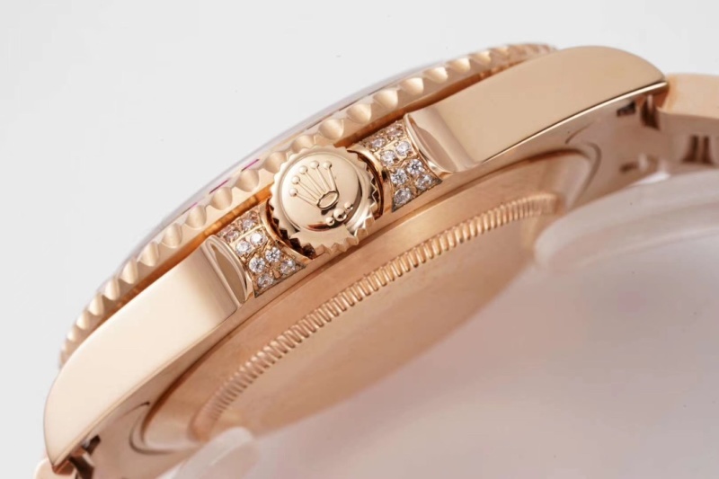 Watch0649