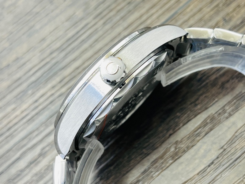 Watch0179