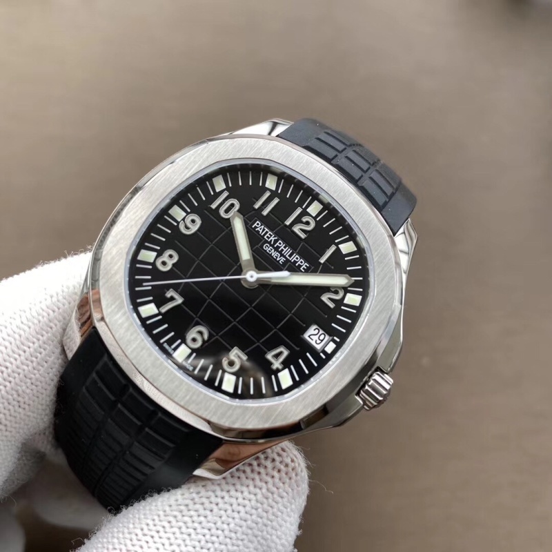 Watch0296