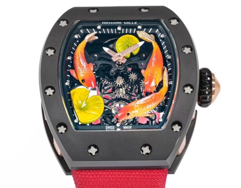 Watch0695