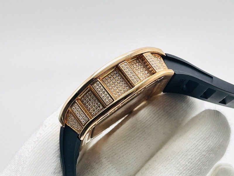 Watch0048