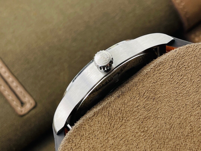 Watch0109