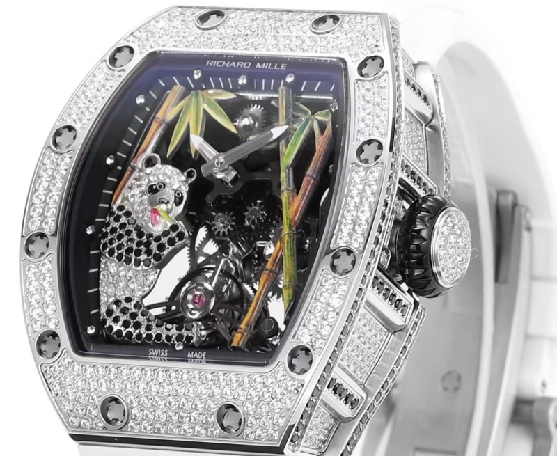 Watch0779
