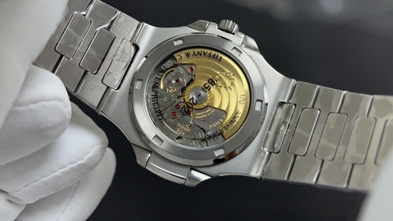 Watch0648