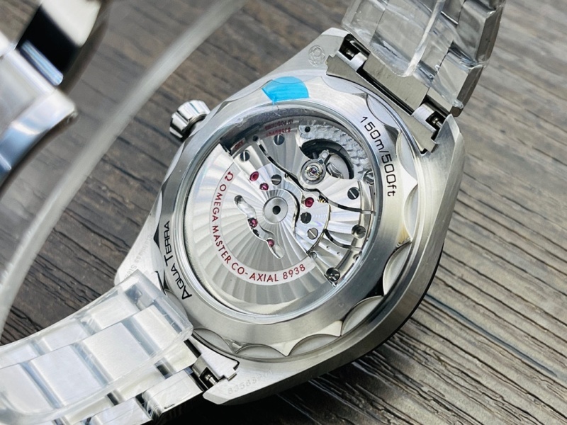 Watch0176