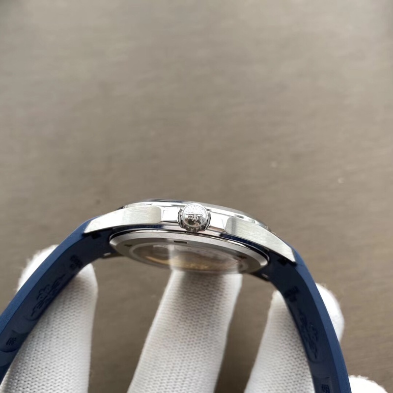 Watch0297