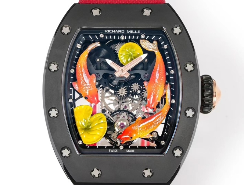 Watch0695