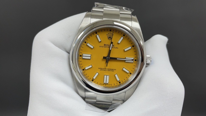 Watch0769