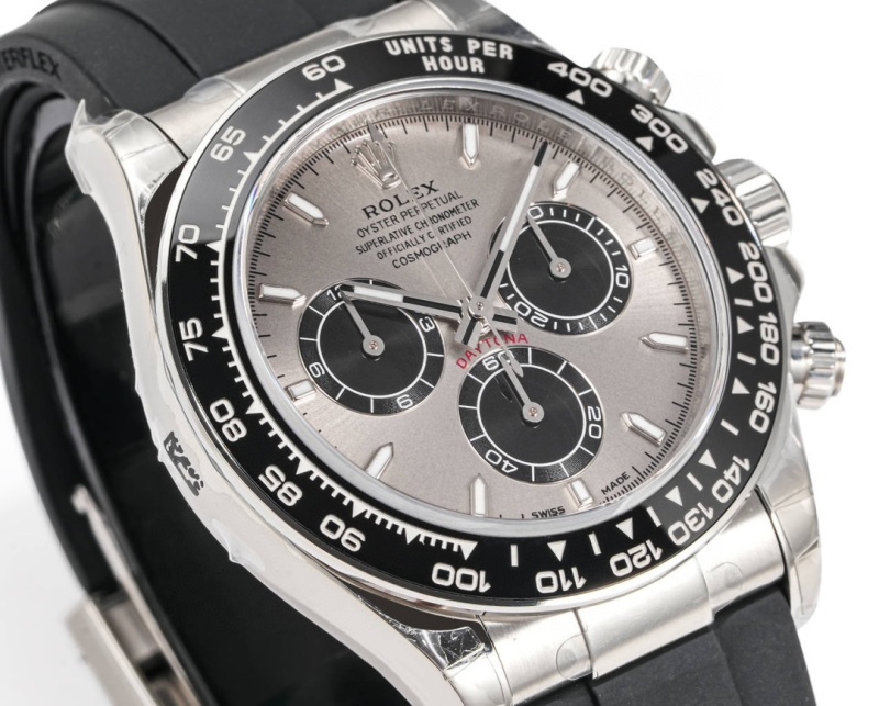 Watch0734